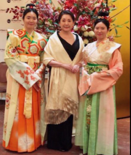 松坂慶子さんと2人の娘の画像